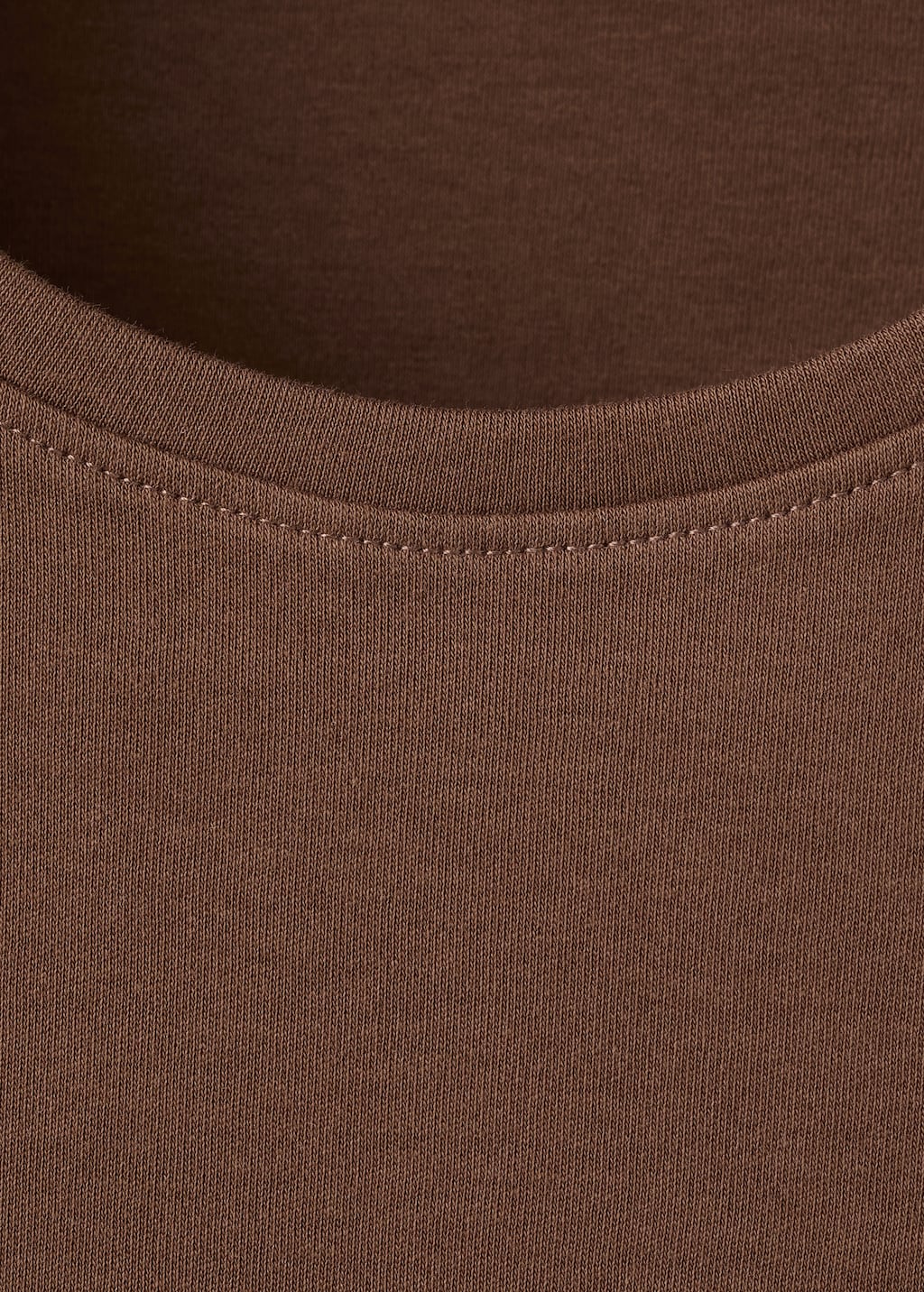 Camiseta-Riti-marron