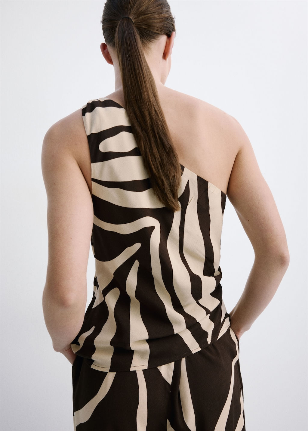 Top-Cuca-marron