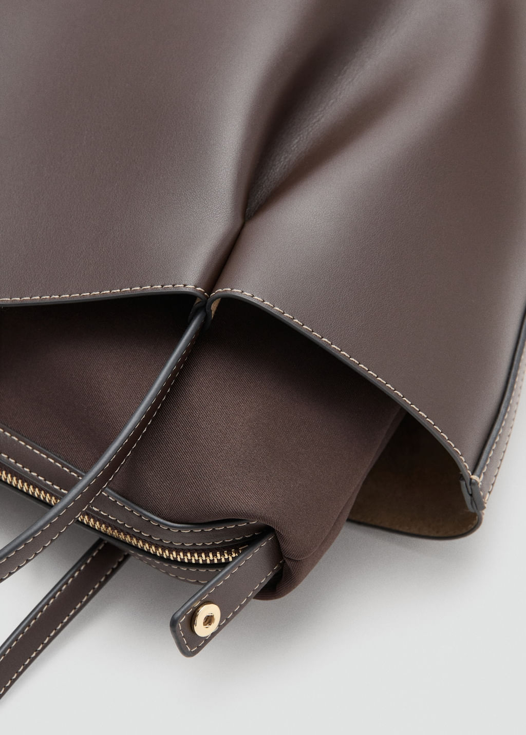 Bolso-G-Isabel-chocolate