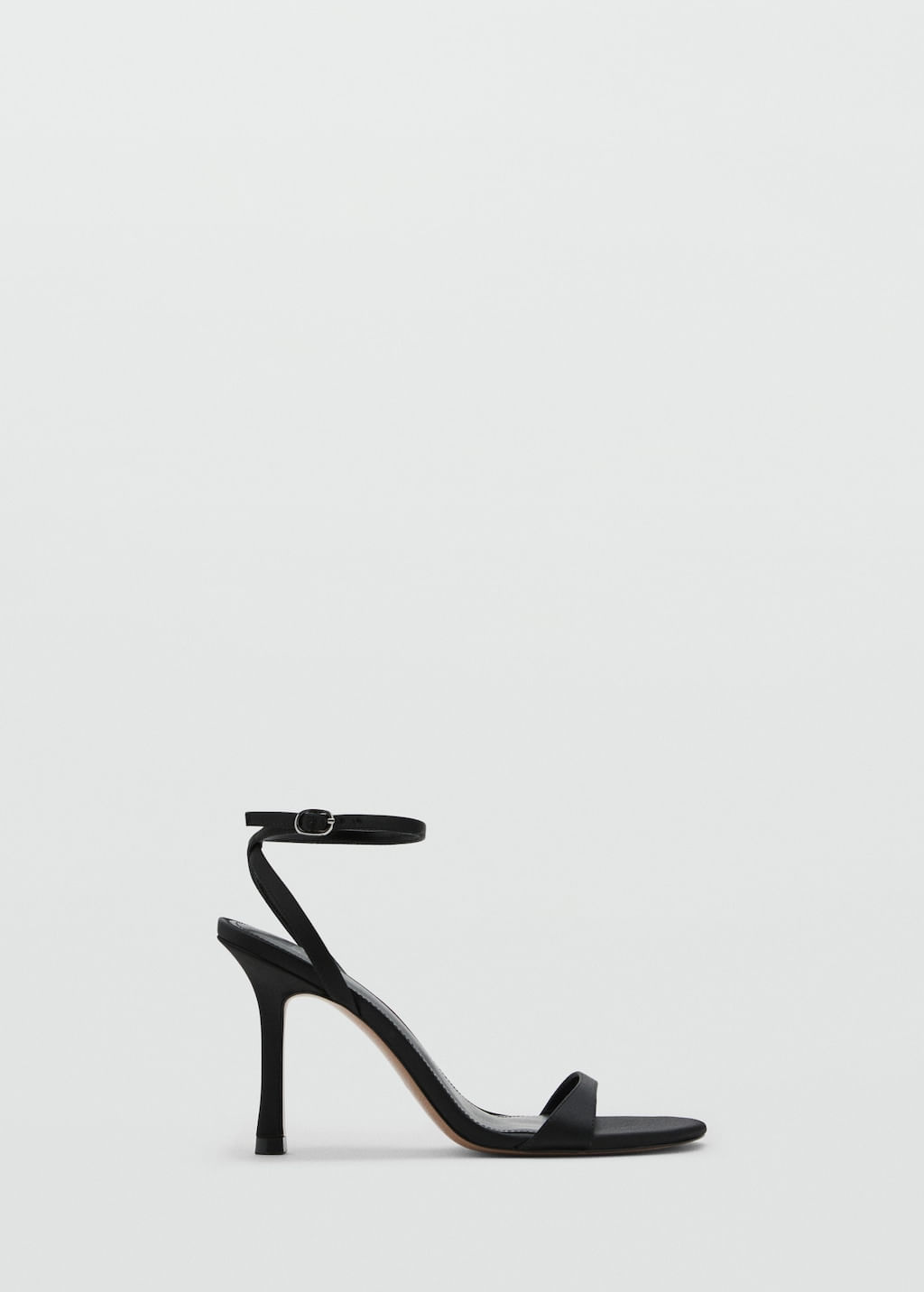 Sandalia-Clark-negro