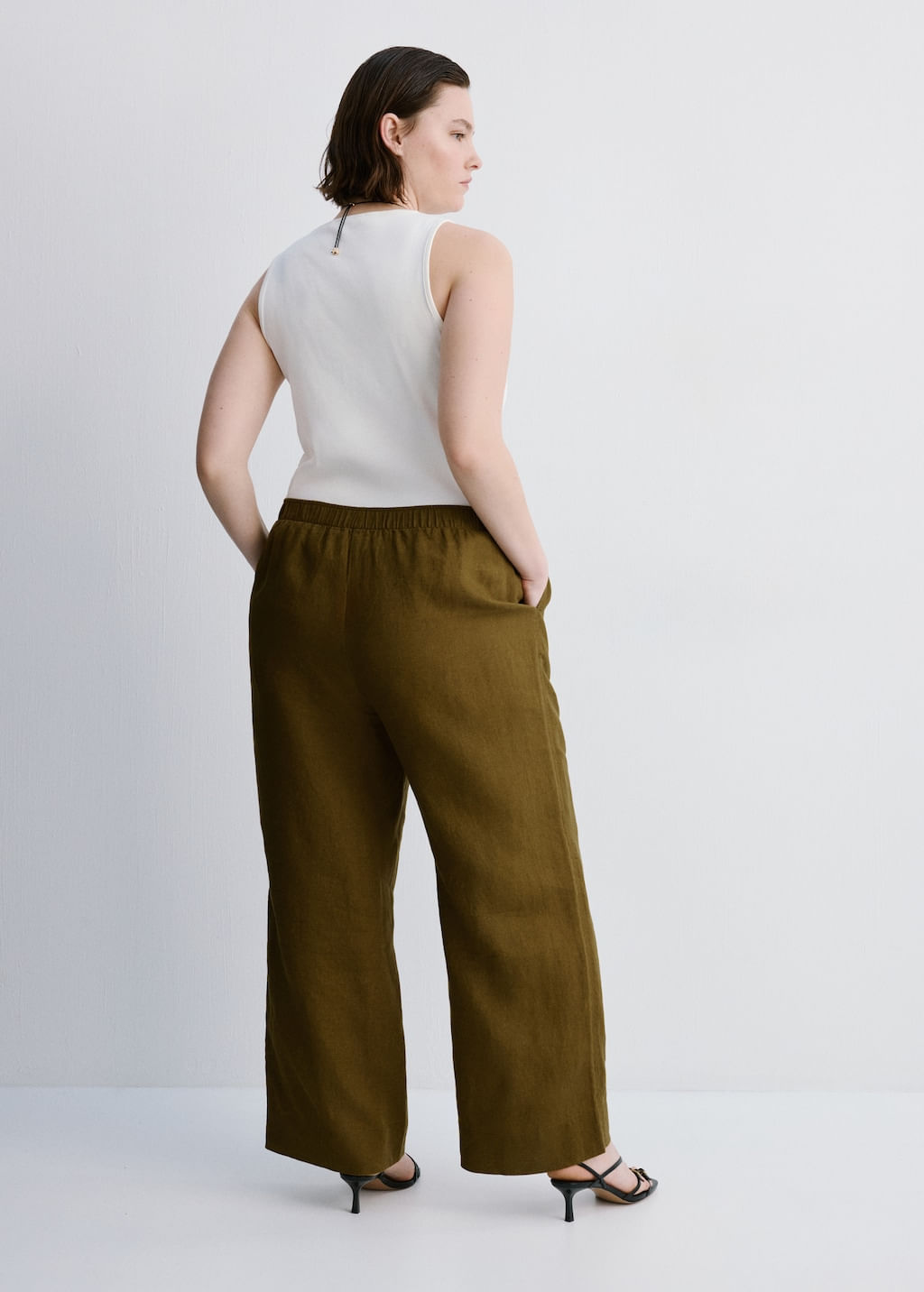 Pantalon-Lino-olivo