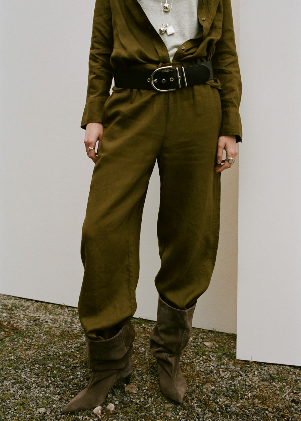 Pantalon-Lino-olivo