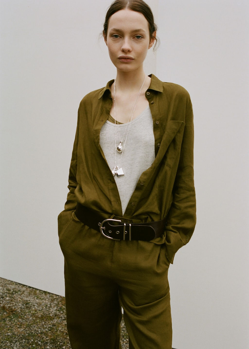 Pantalon-Lino-olivo