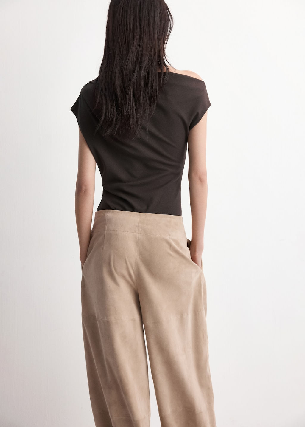 Camiseta-Juline-chocolate