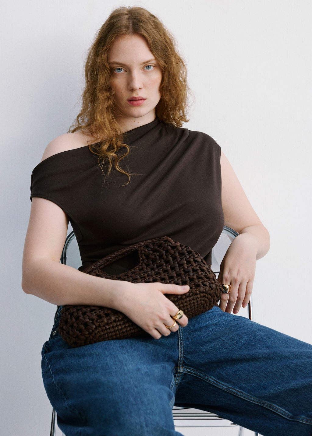 Camiseta-Juline-chocolate