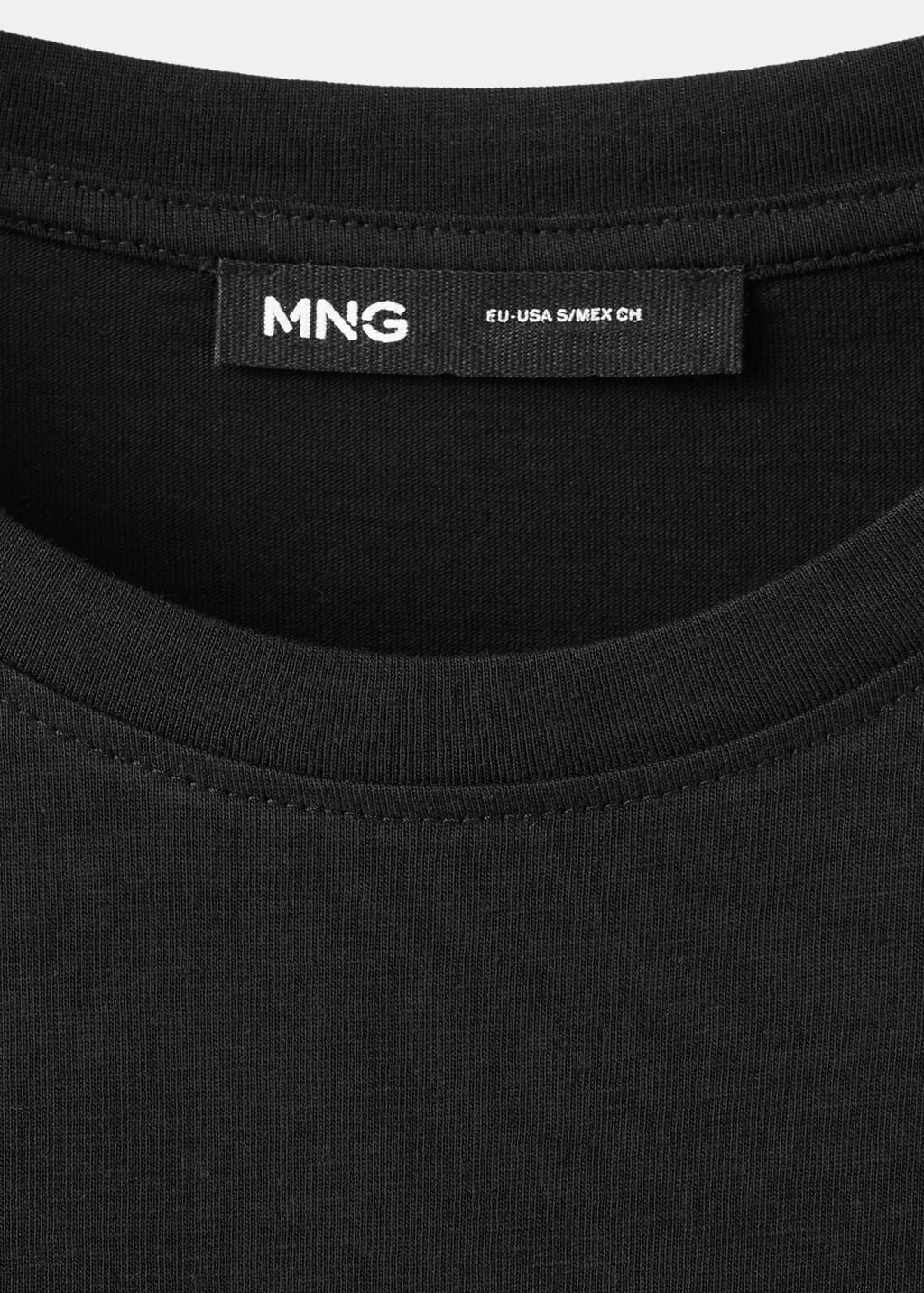 Camiseta-Chals-negro
