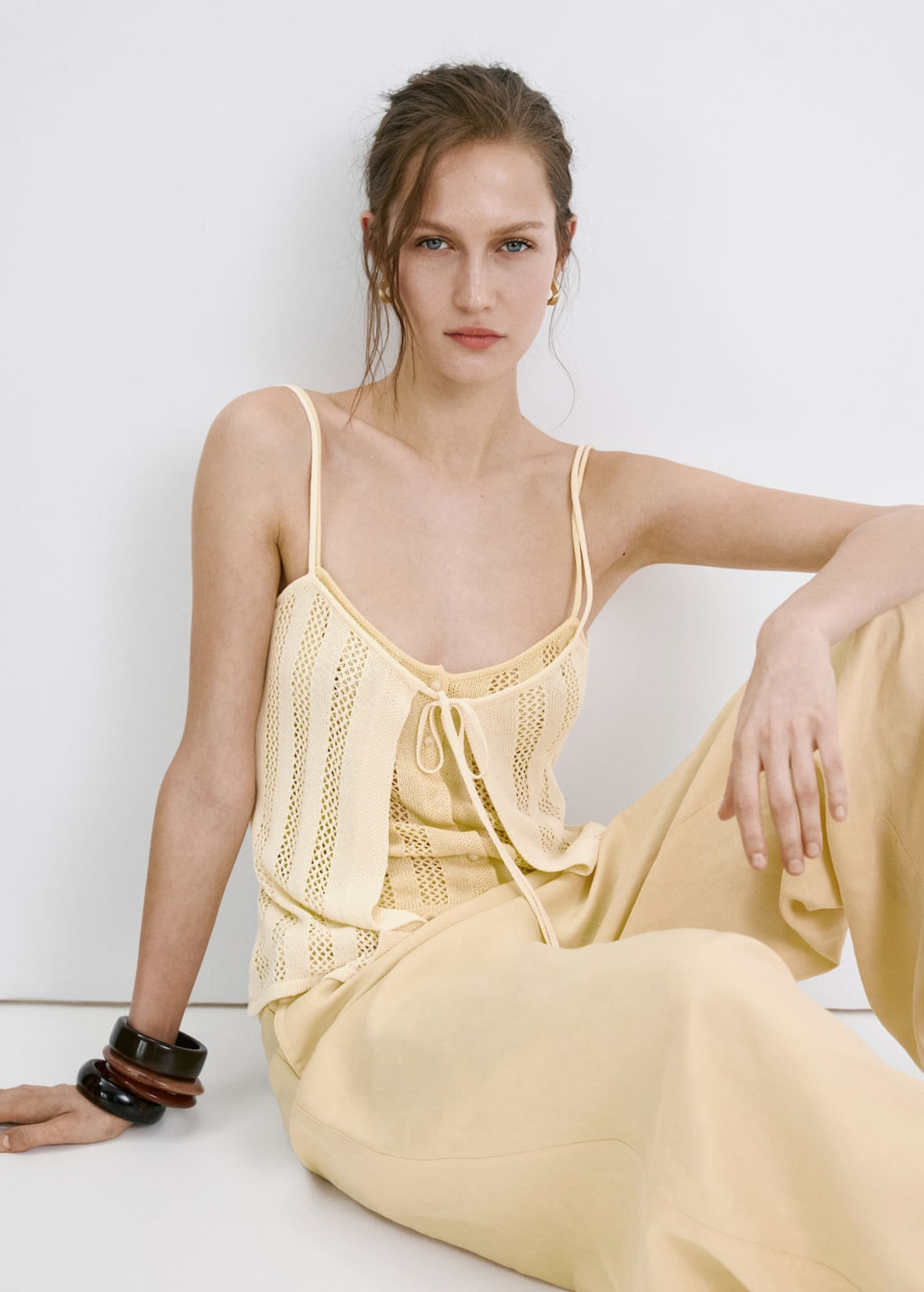 Top-Lolai-amarillo-pastel