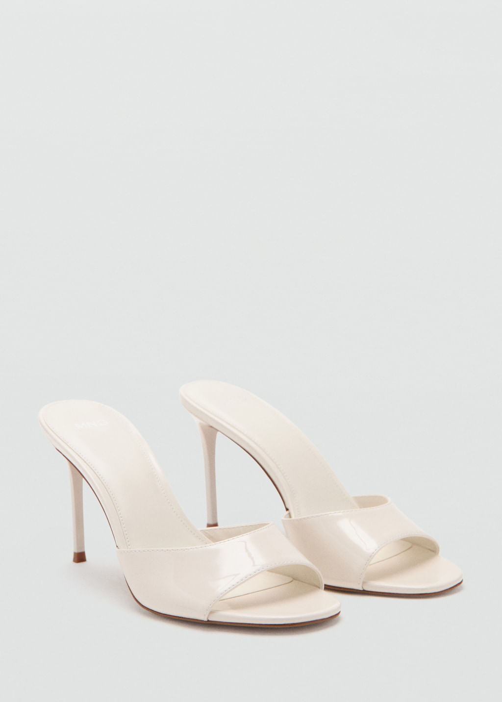Sandalia-Clau-blanco