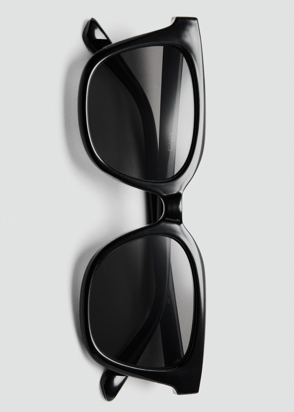 Gafas-De-Sol-Missi-negro