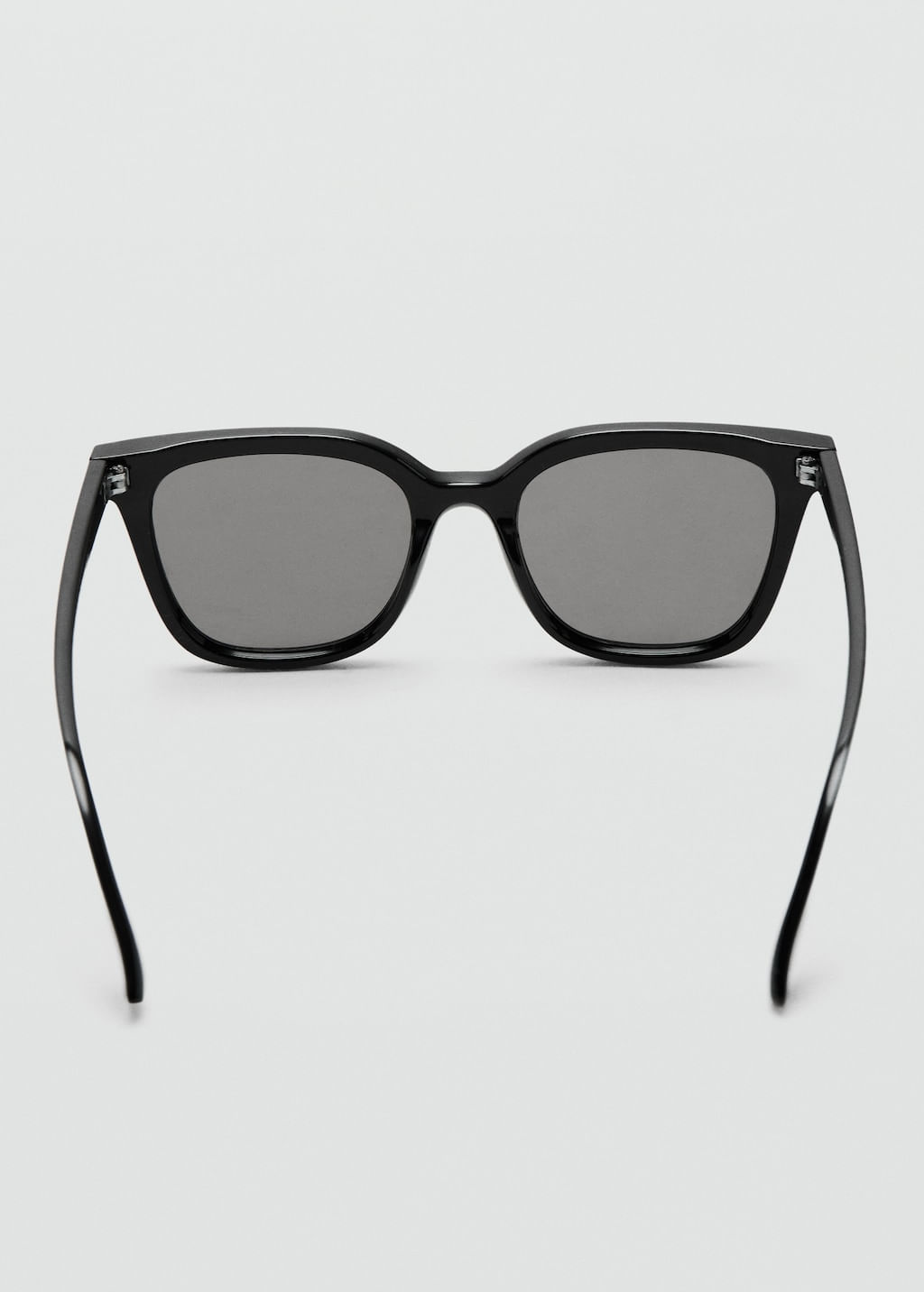 Gafas-De-Sol-Missi-negro