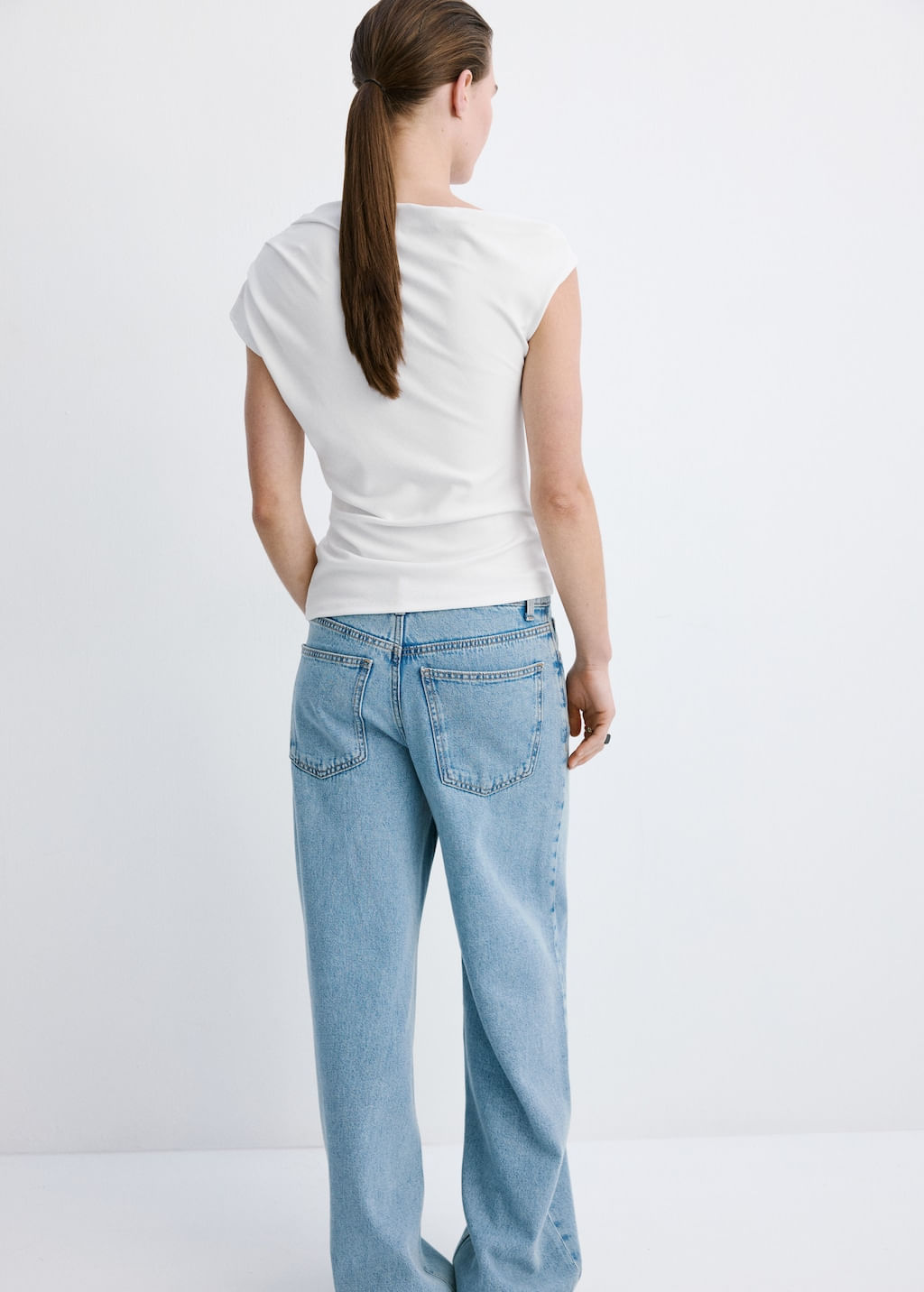 Camiseta-Juline-blanco