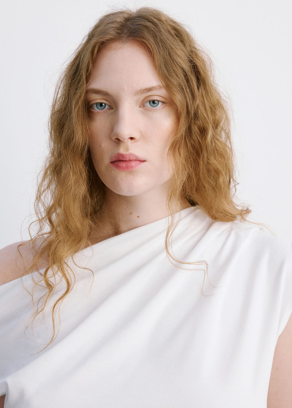 Camiseta-Juline-blanco
