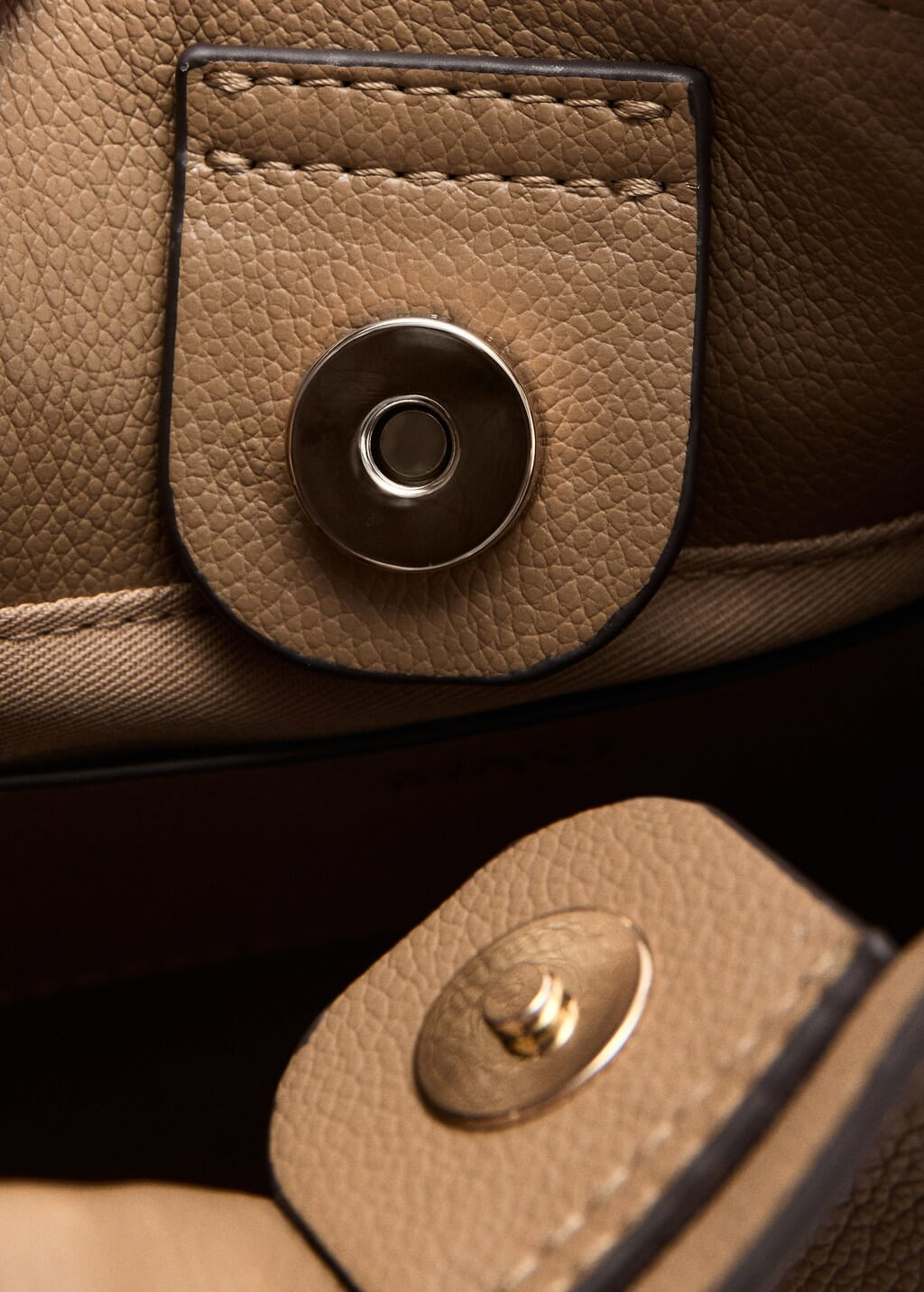 Bolso-P-Romina-camel