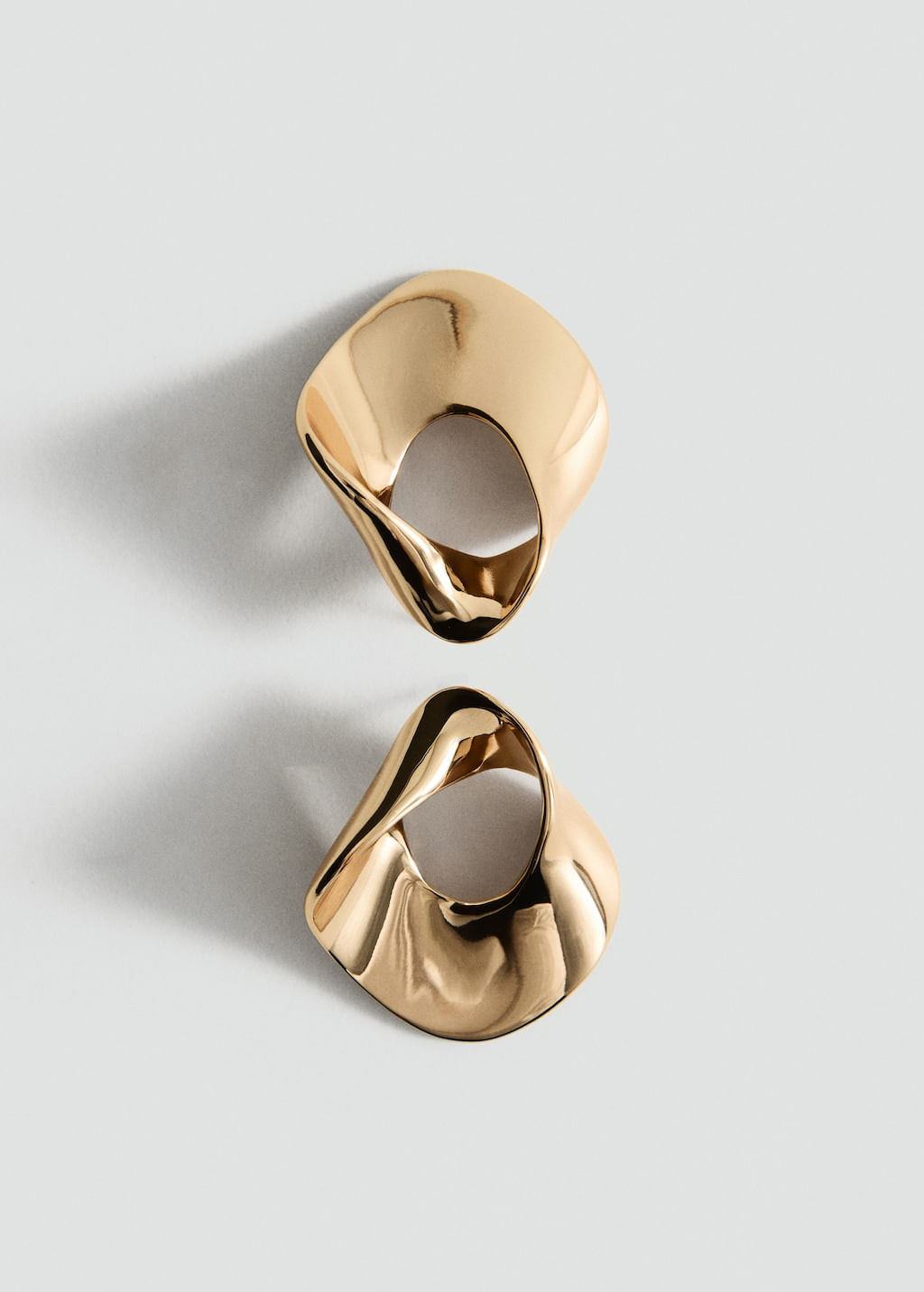 Pendiente-Tyra-oro