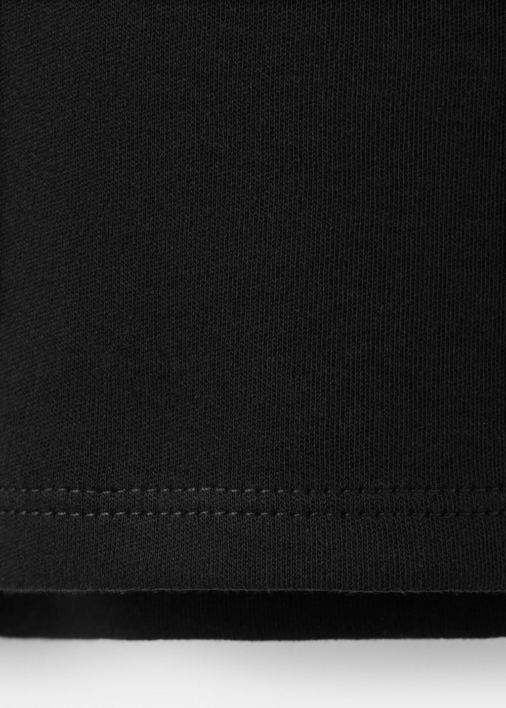 Camiseta-Riti-negro