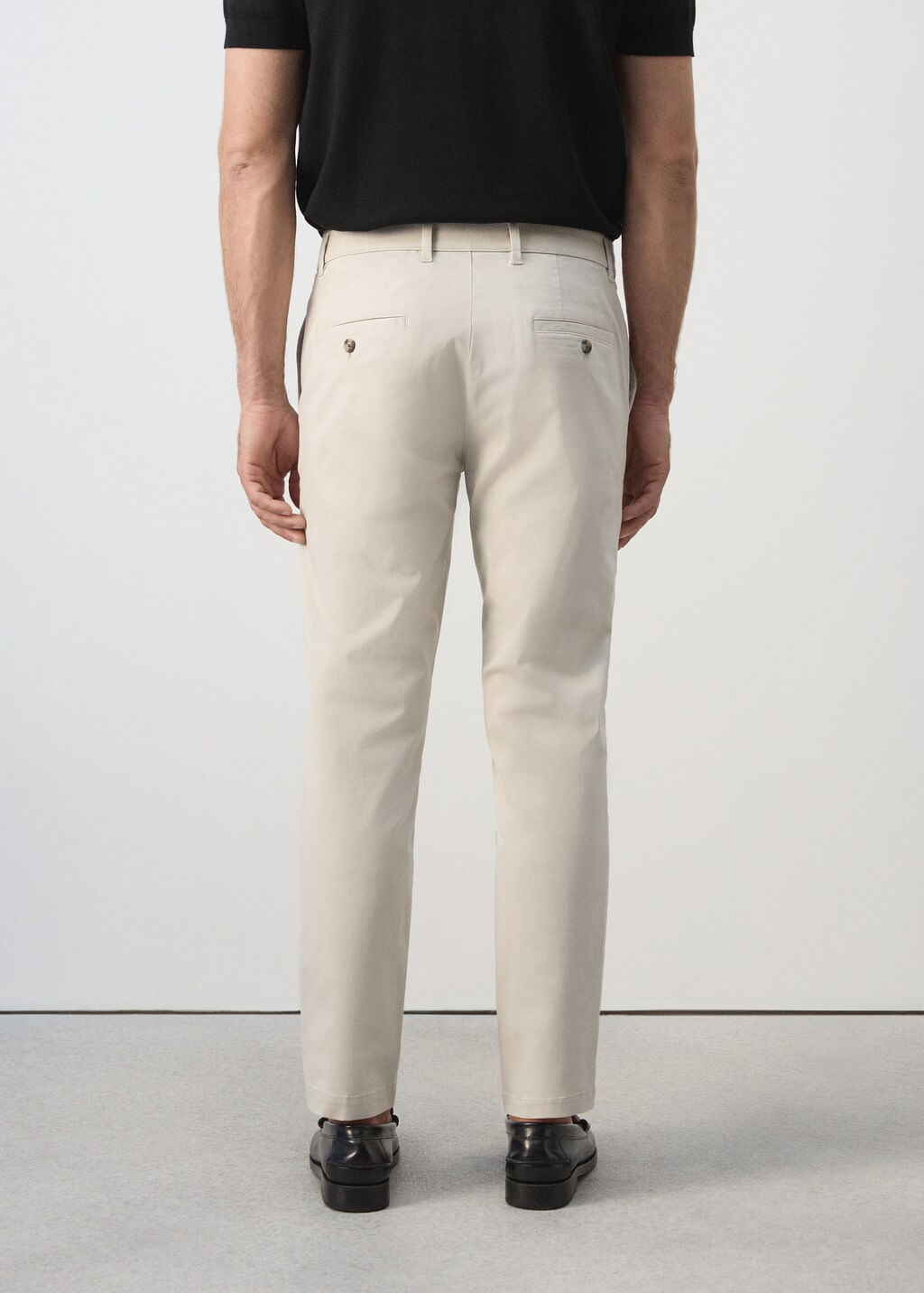 Pantalon-Prato-crudo