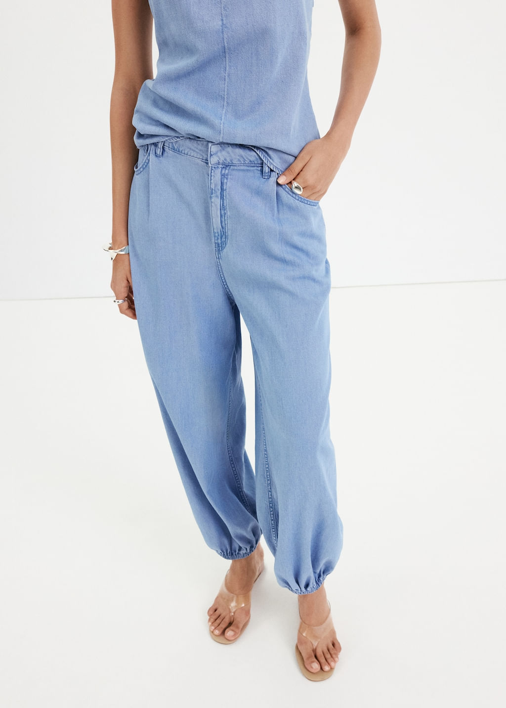 Pantalon-Emma-tejano-claro