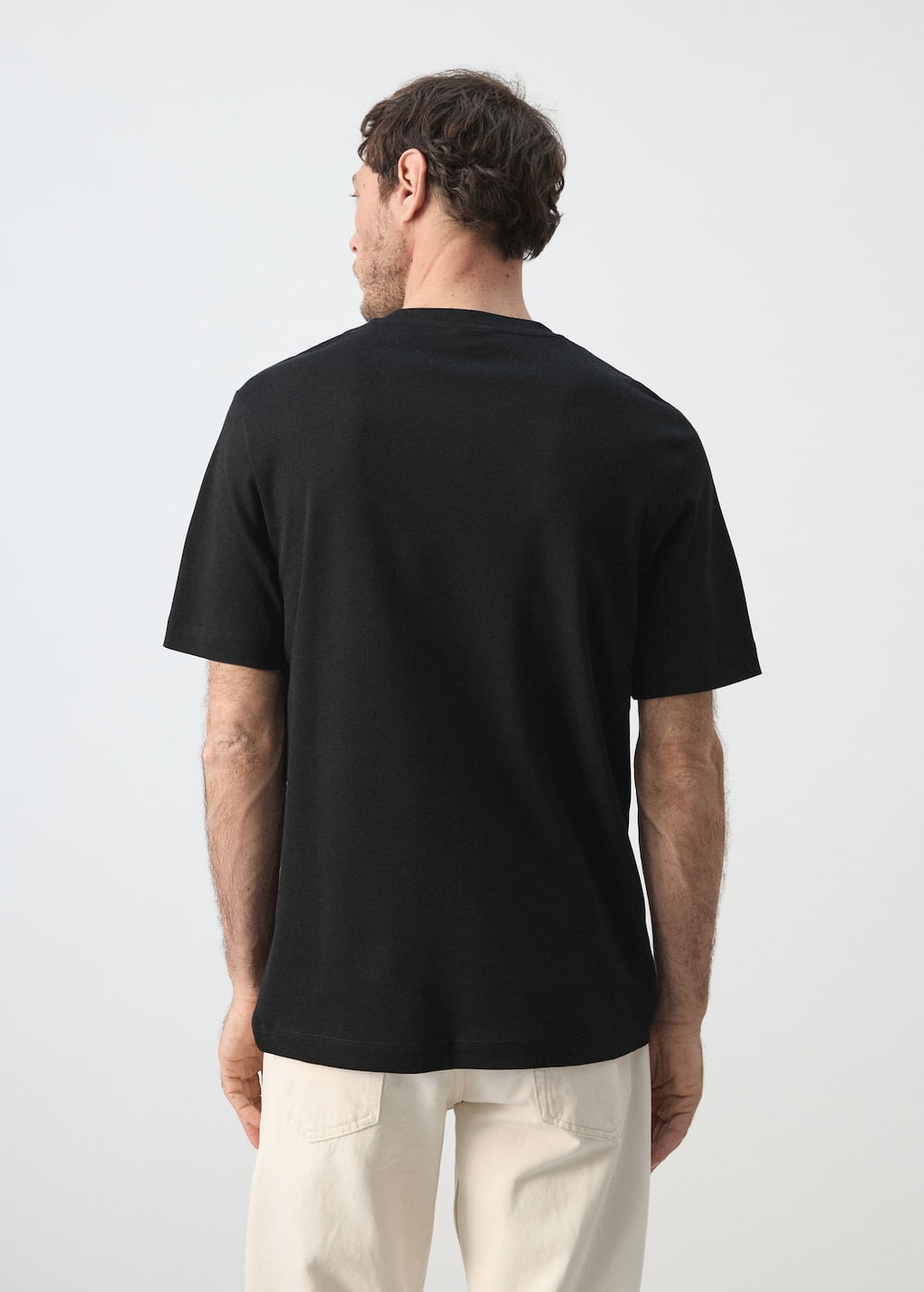 Camiseta-Kimi-negro