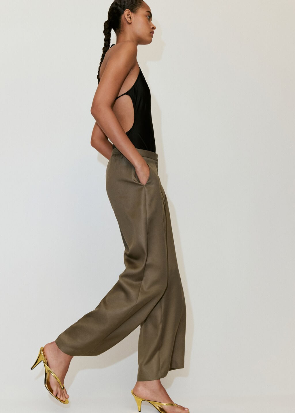 Pantalon-Fluid-khaki