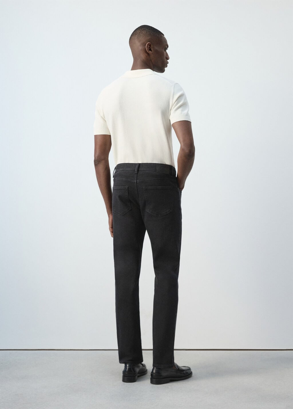 Jeans-Jan-tejano-negro