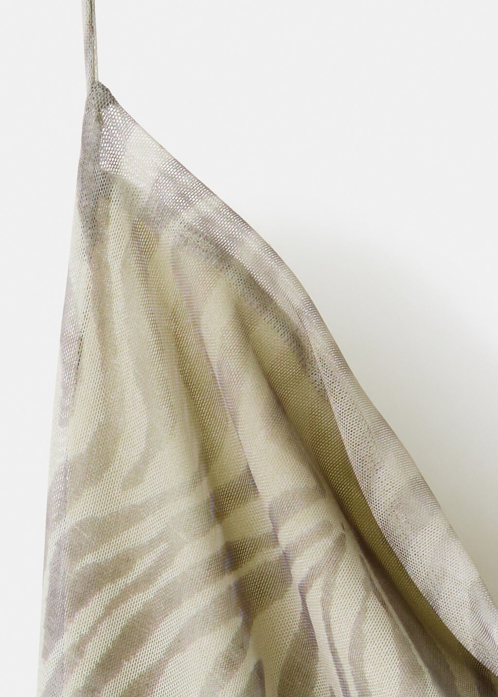 Vestido-Sofum-piedra