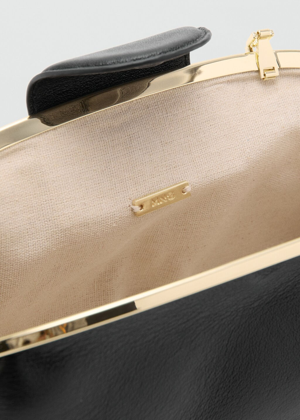 Bolso-P-Noemi-negro