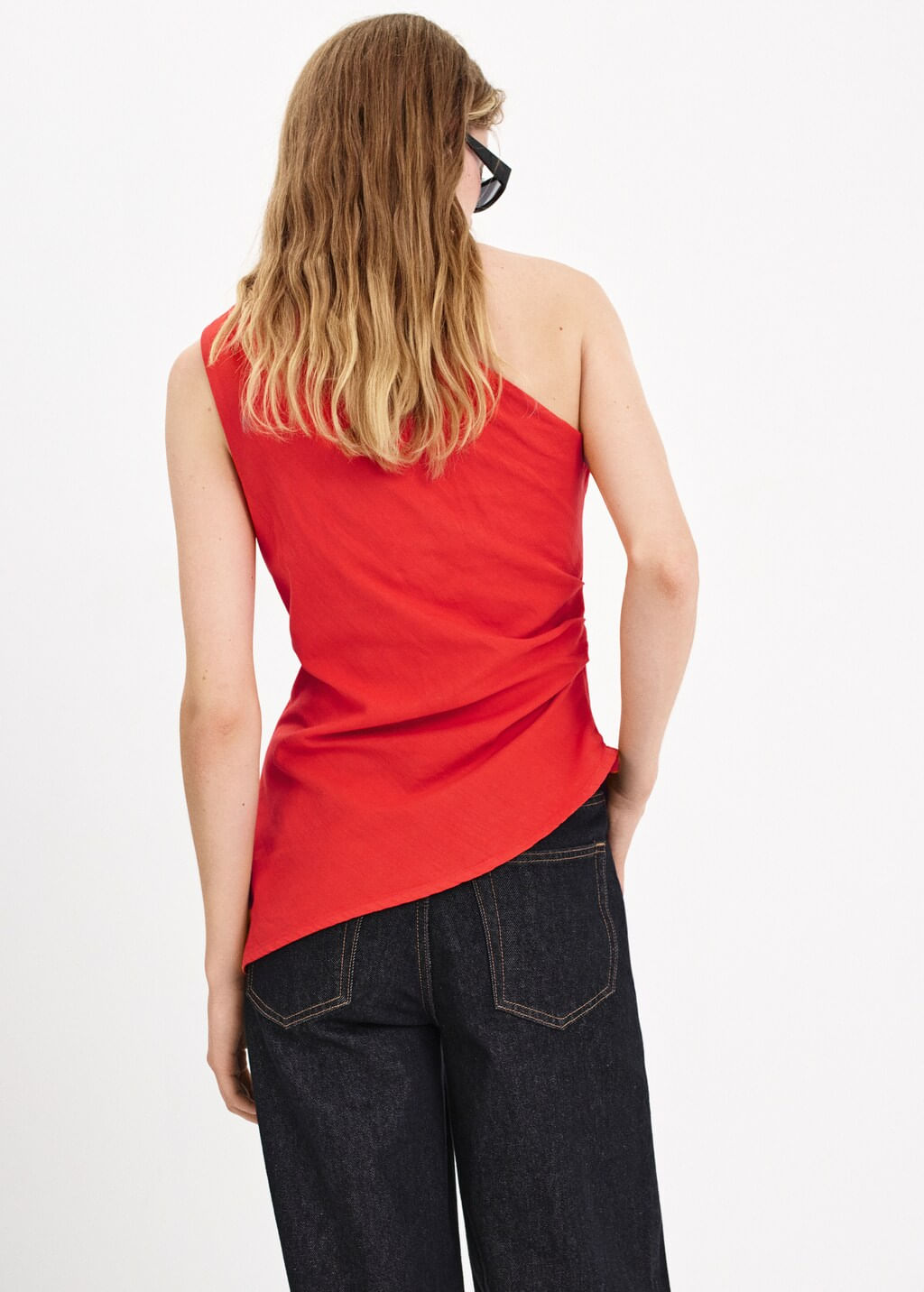 Top-Noah-rojo