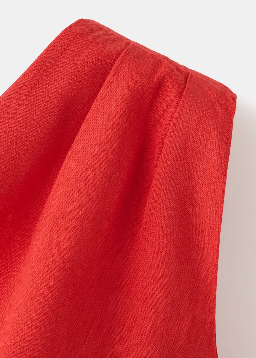 Top-Noah-rojo
