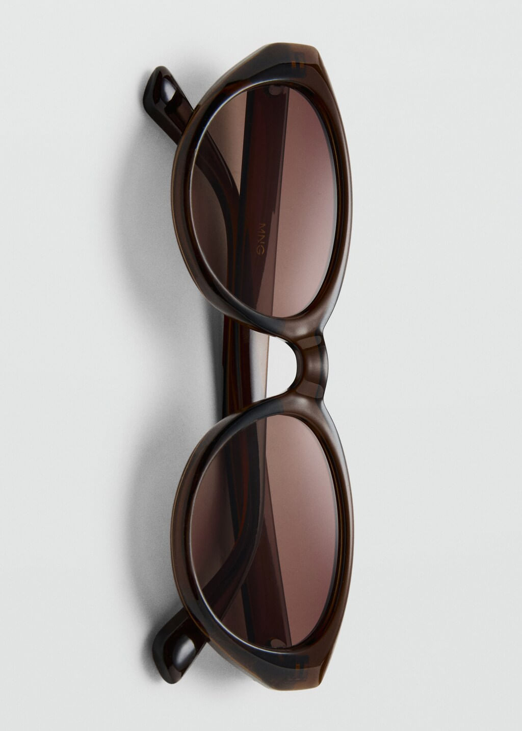Gafas-De-Sol-Pserimos-marron