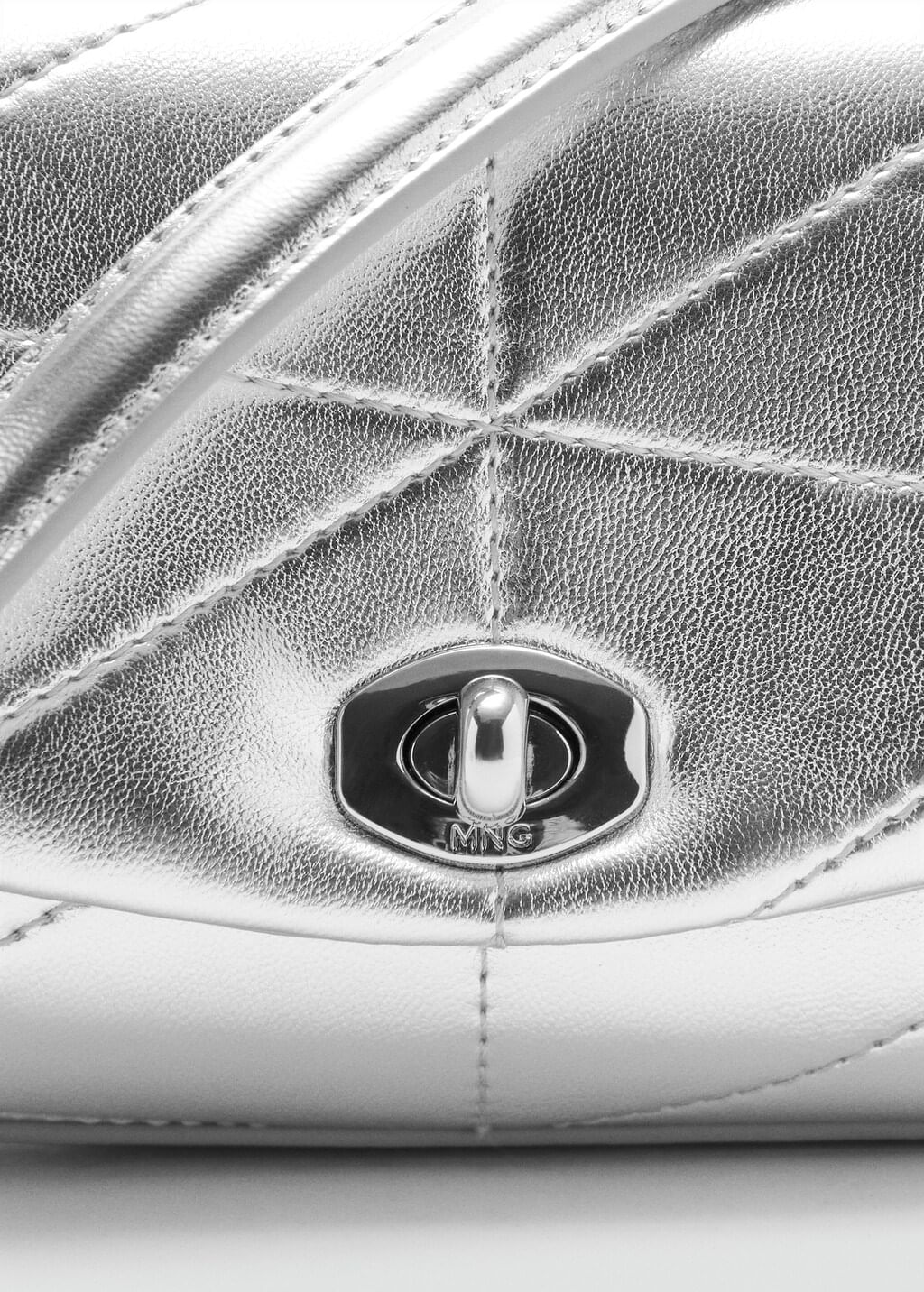 Bolso-P-Kira-plata