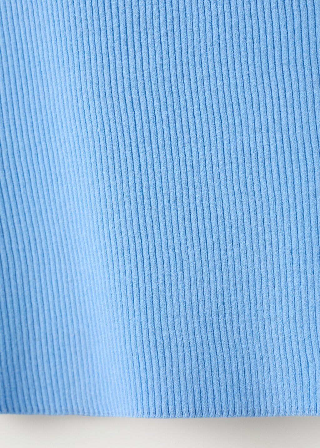 Top-Laura-celeste