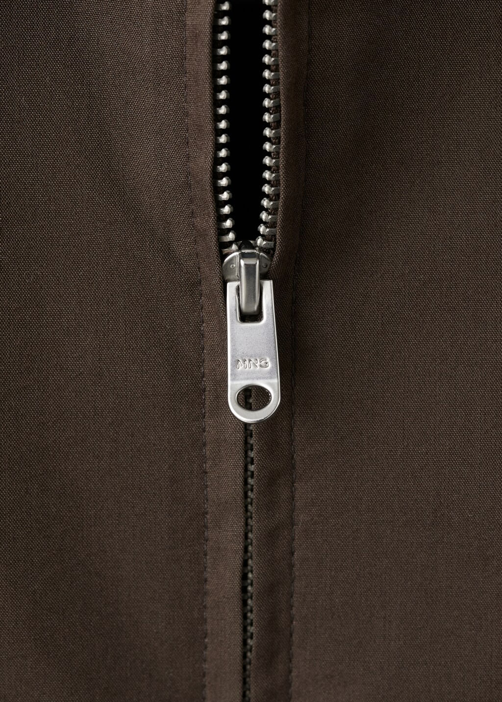Chaqueta-Jon-marron