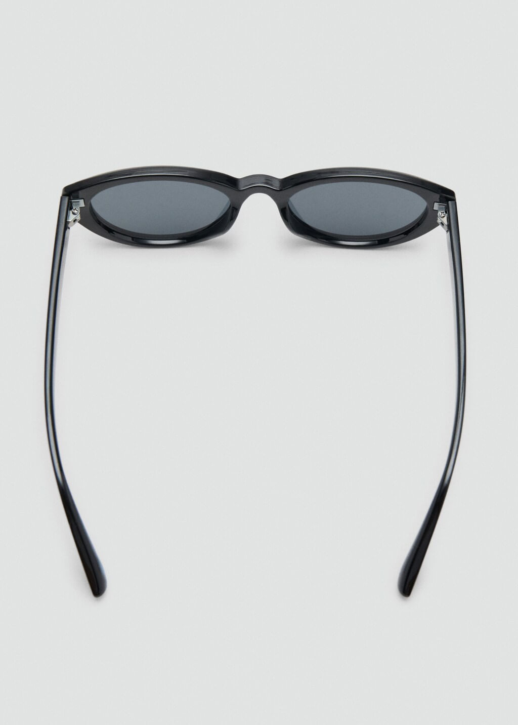 Gafas-De-Sol-Pserimos-negro