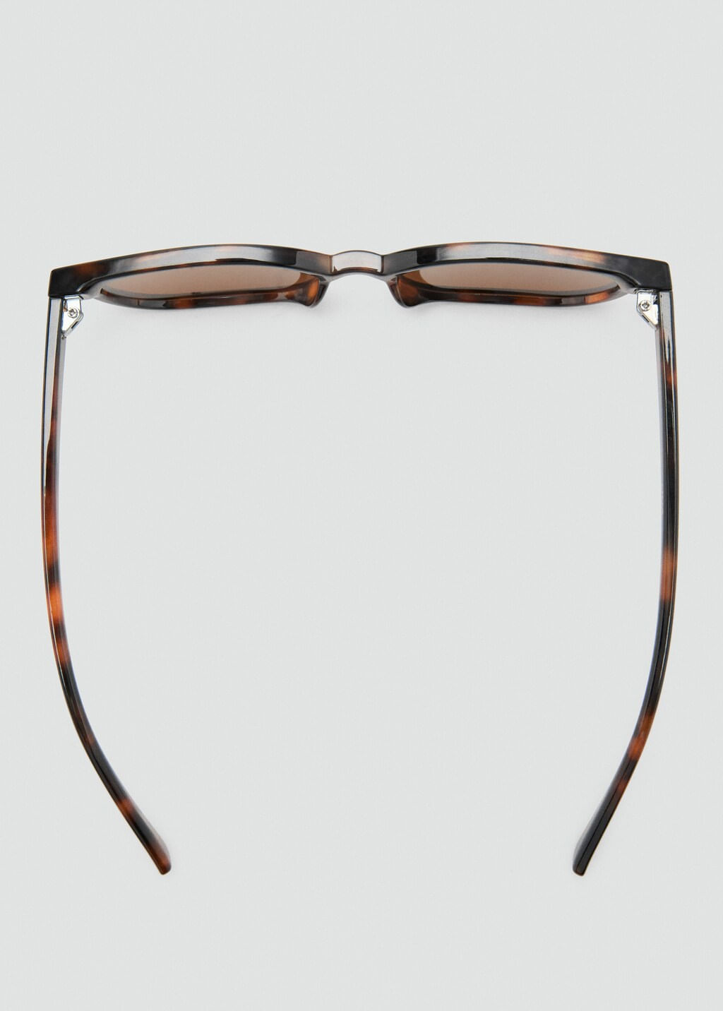 Gafas-De-Sol-Leros-chocolate