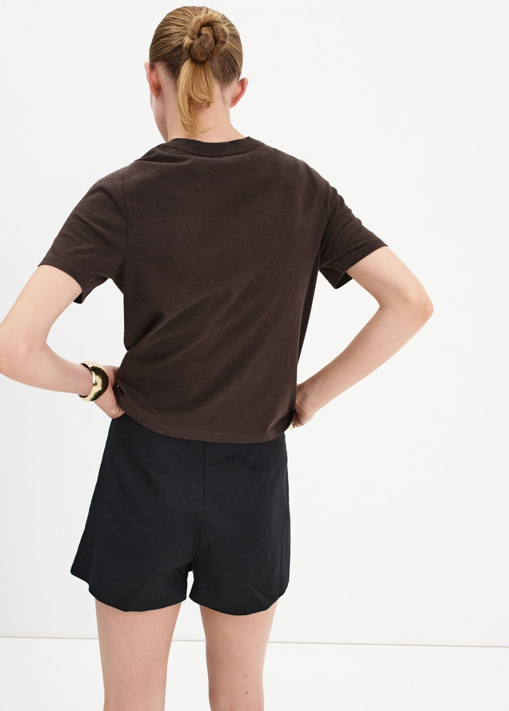 Camiseta-Hibis-marron