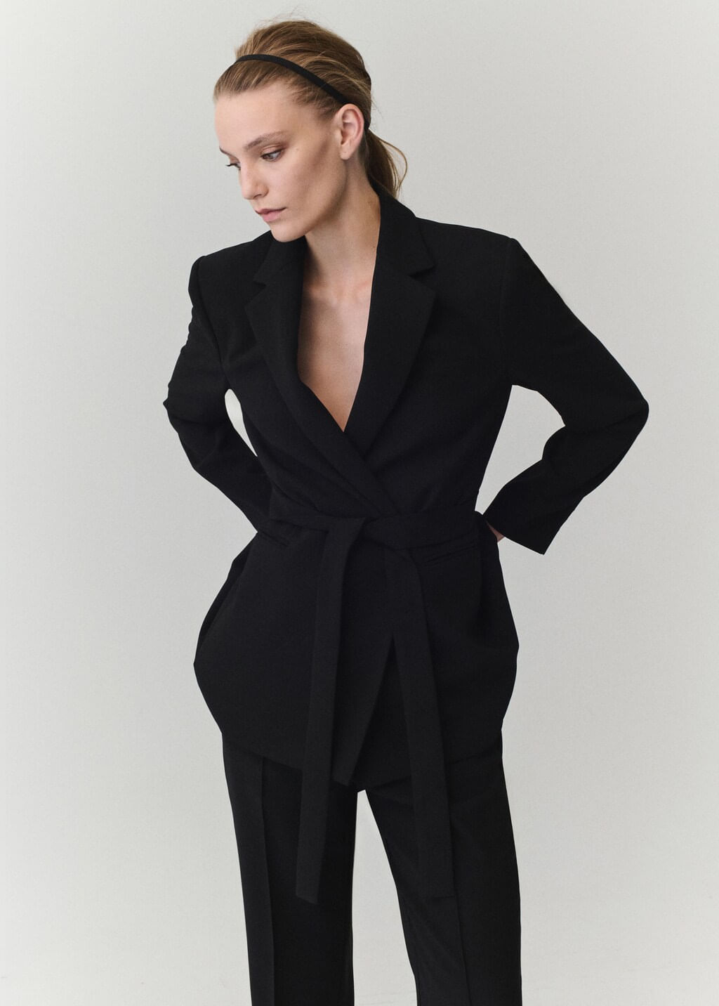 Pantalon-Igu-negro