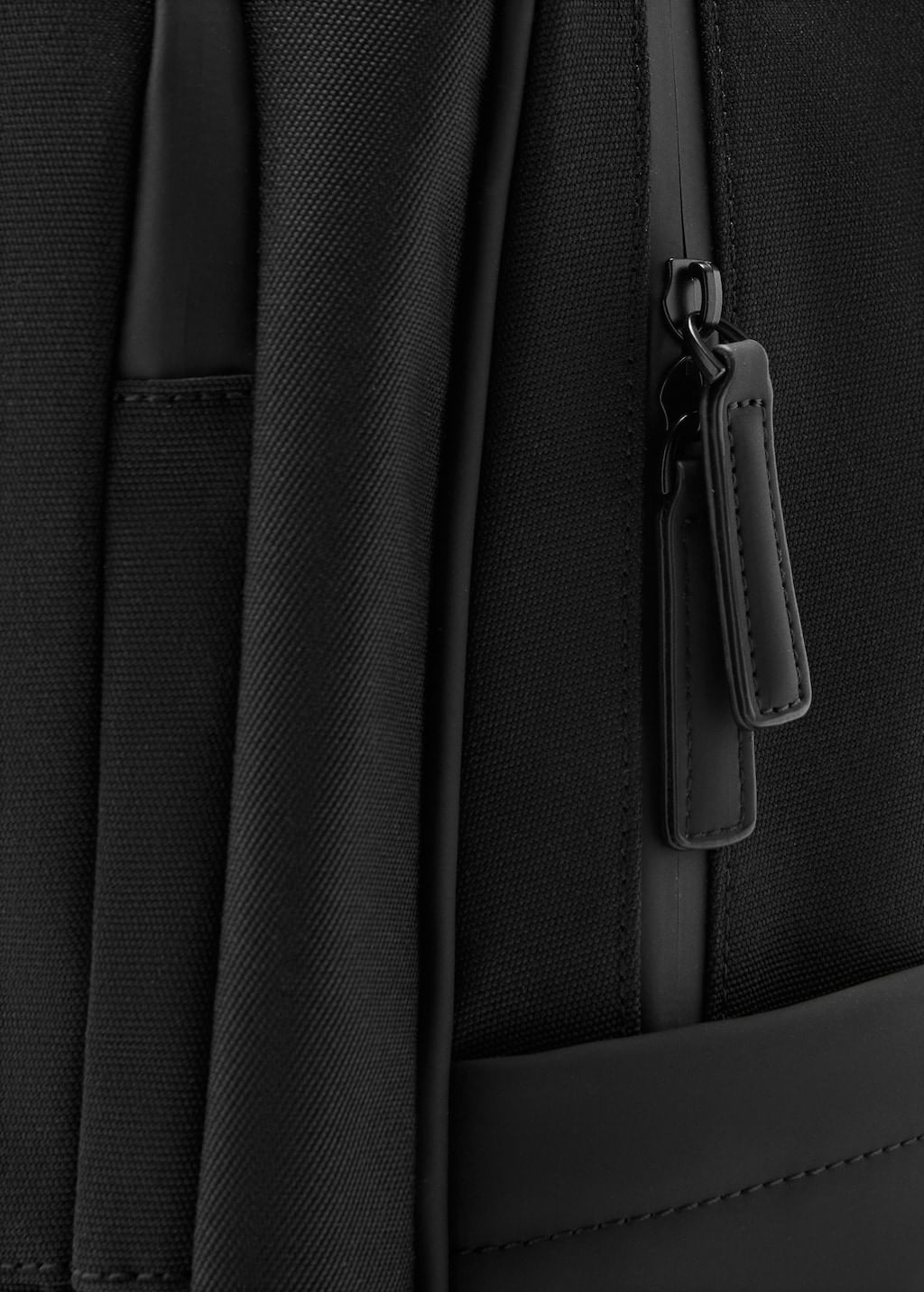 Mochila-Moss-negro