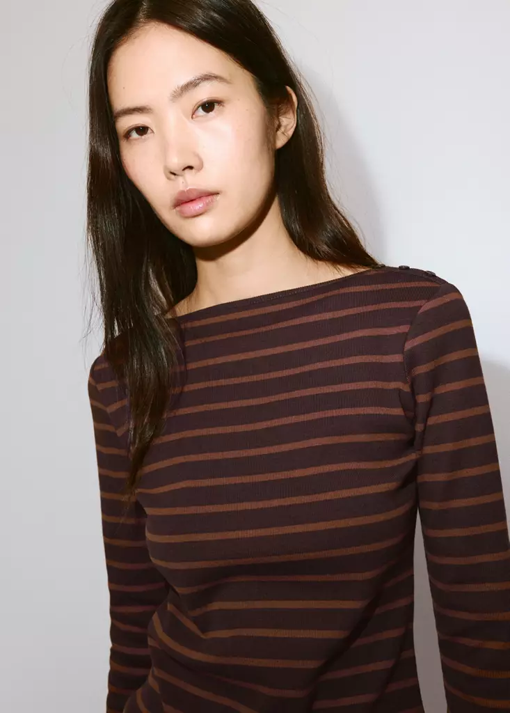 Camiseta-Porta-marron