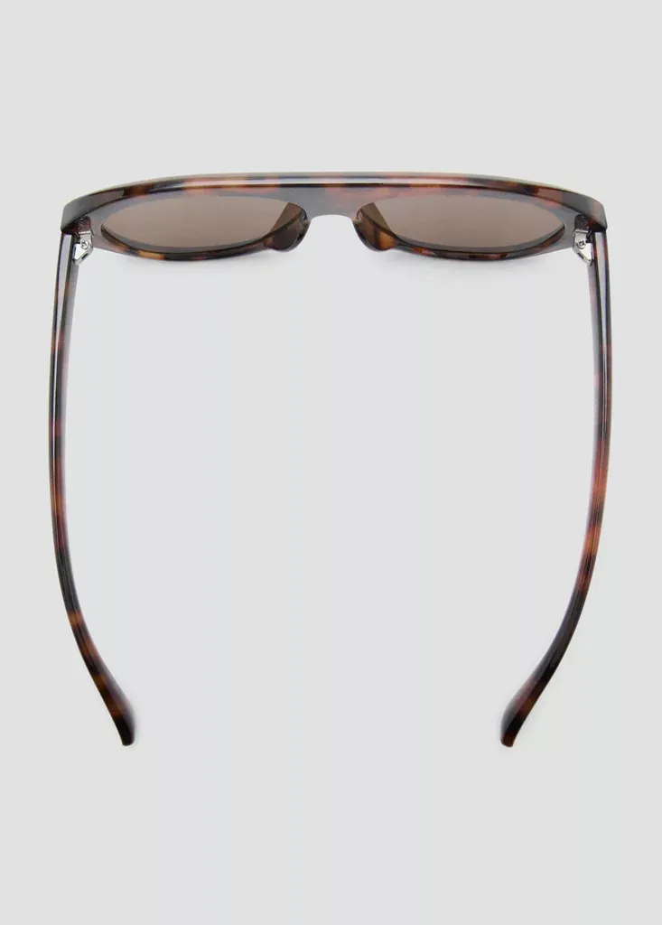 Gafas-De-Sol-Ios-chocolate
