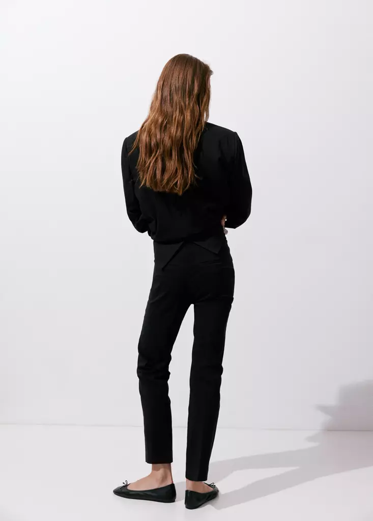 Pantalon-Newcola-negro