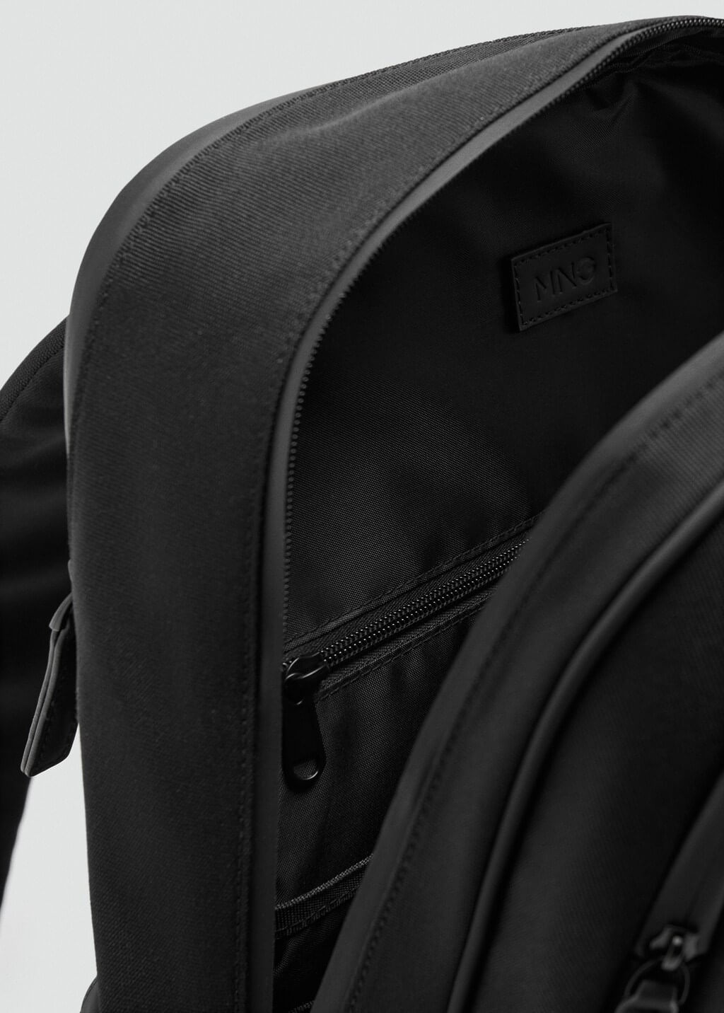 Mochila-Moss-negro