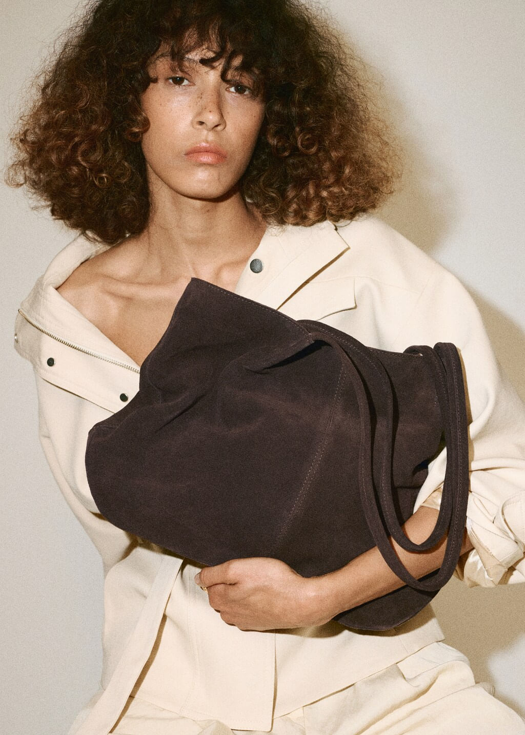 Bolso-G-Bella-chocolate