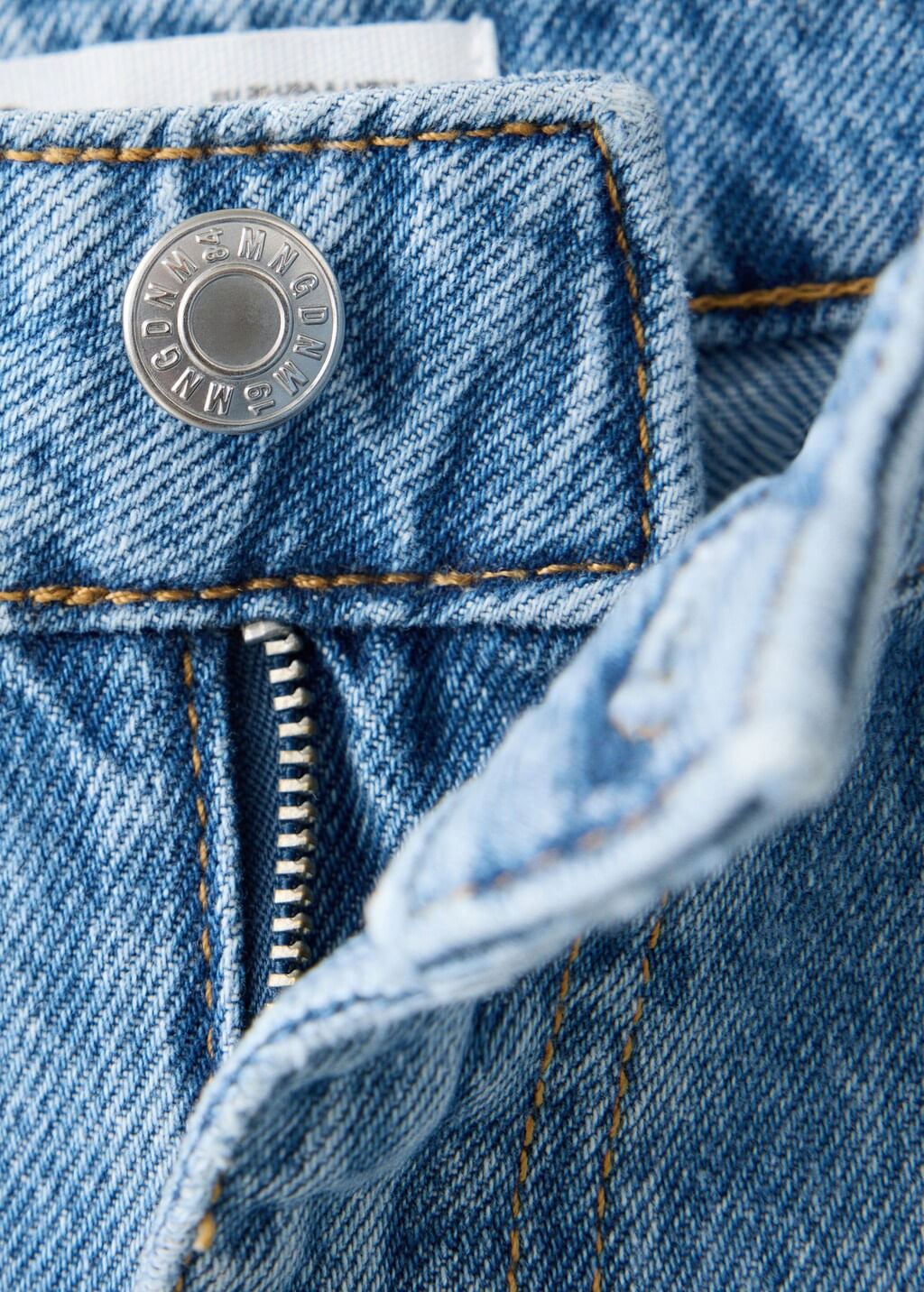 Jeans-Danila-tejano-medio