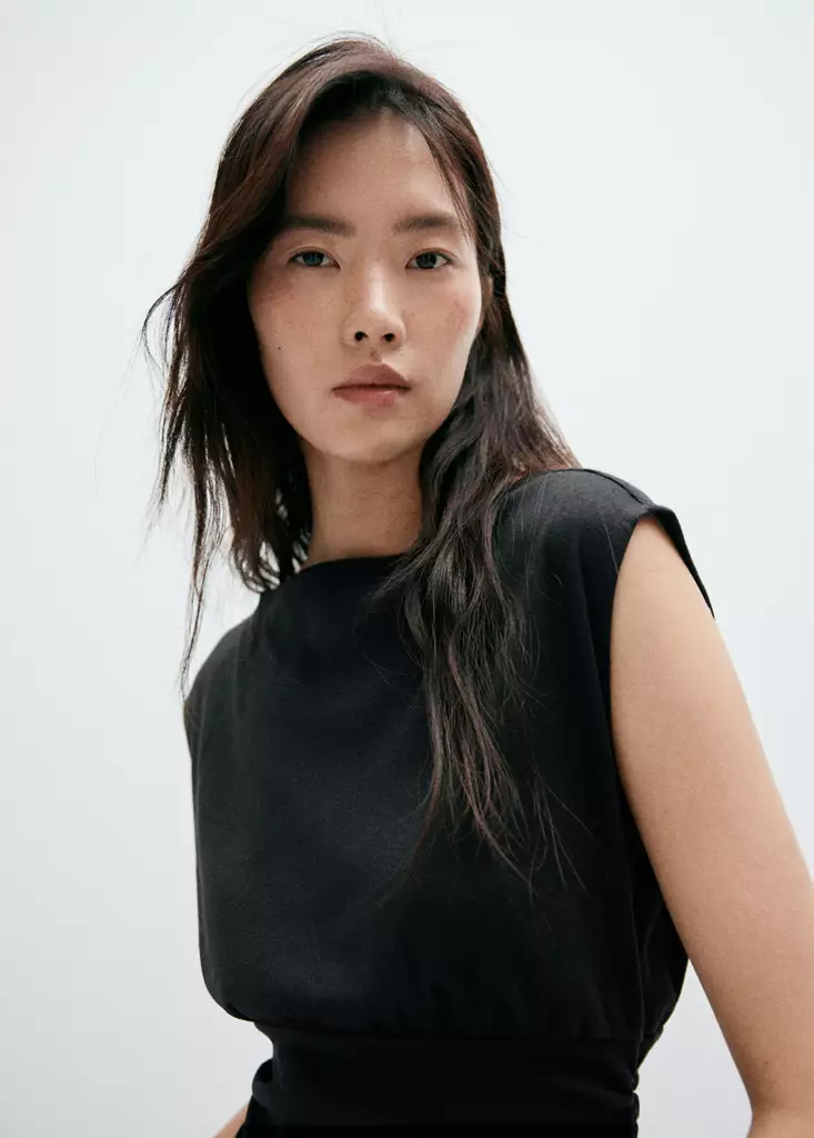 Camiseta-Lacy-negro
