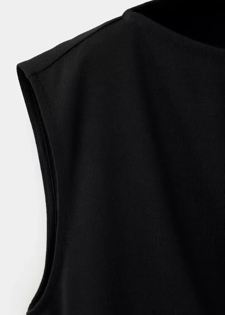 Camiseta-Lacy-negro