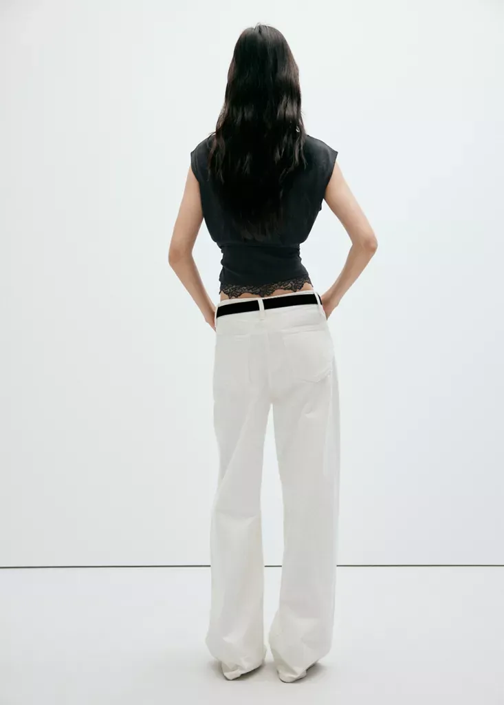 Camiseta-Lacy-negro